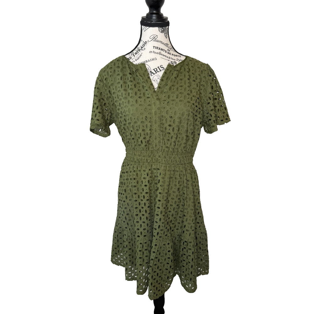 Garden Party Women’s Eyelet Dress Size Medium Green Lined